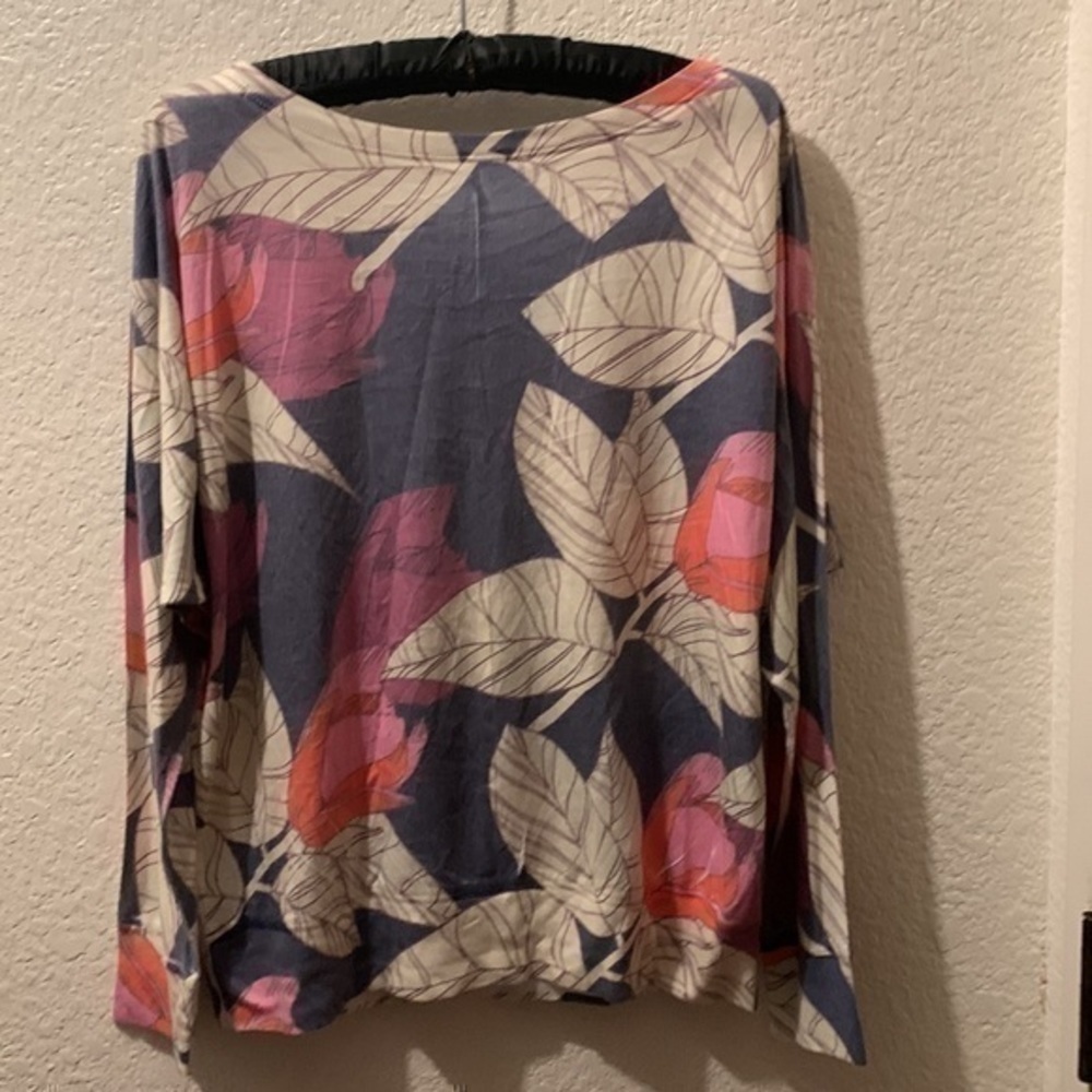 Time Machine floral top - Picture 8 of 8